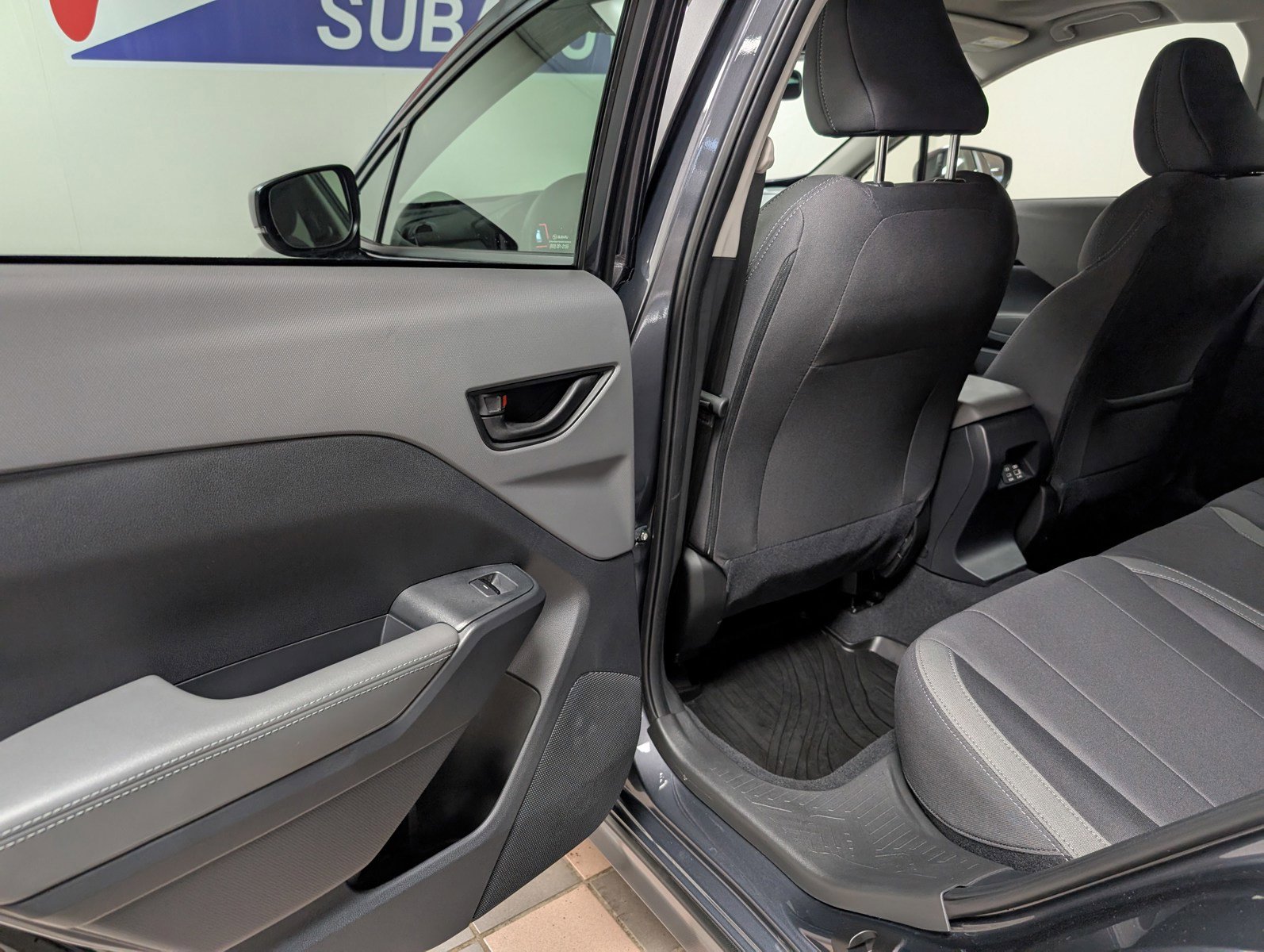 Certified 2025 Subaru Crosstrek 2.0i Premium image 28