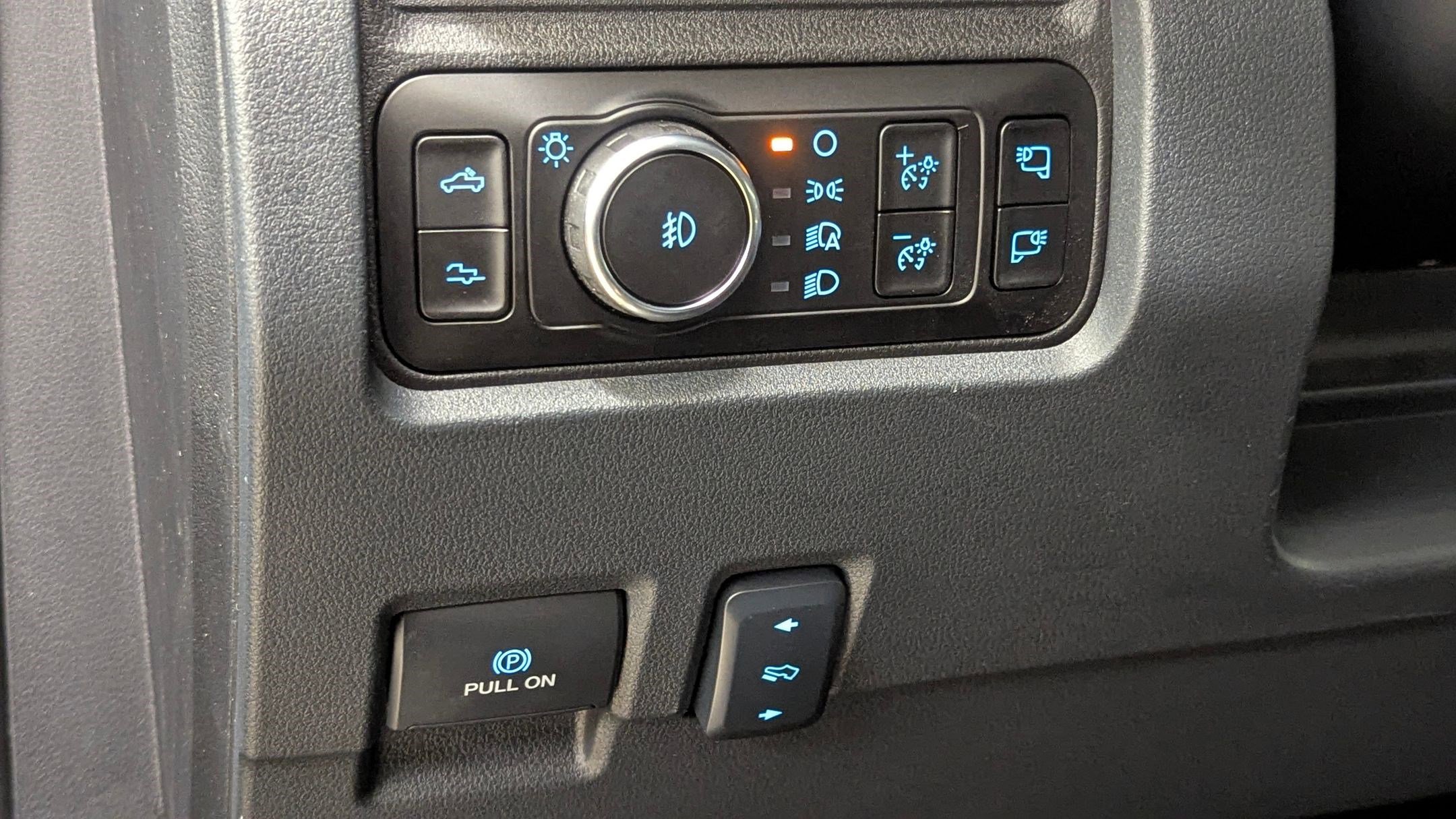 New 2026 Ford F250 Platinum image 16