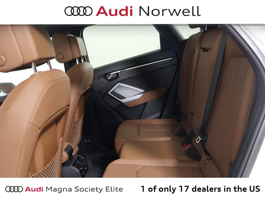 Used 2024 Audi Q3 2.0T Premium w/ Convenience Package image 23