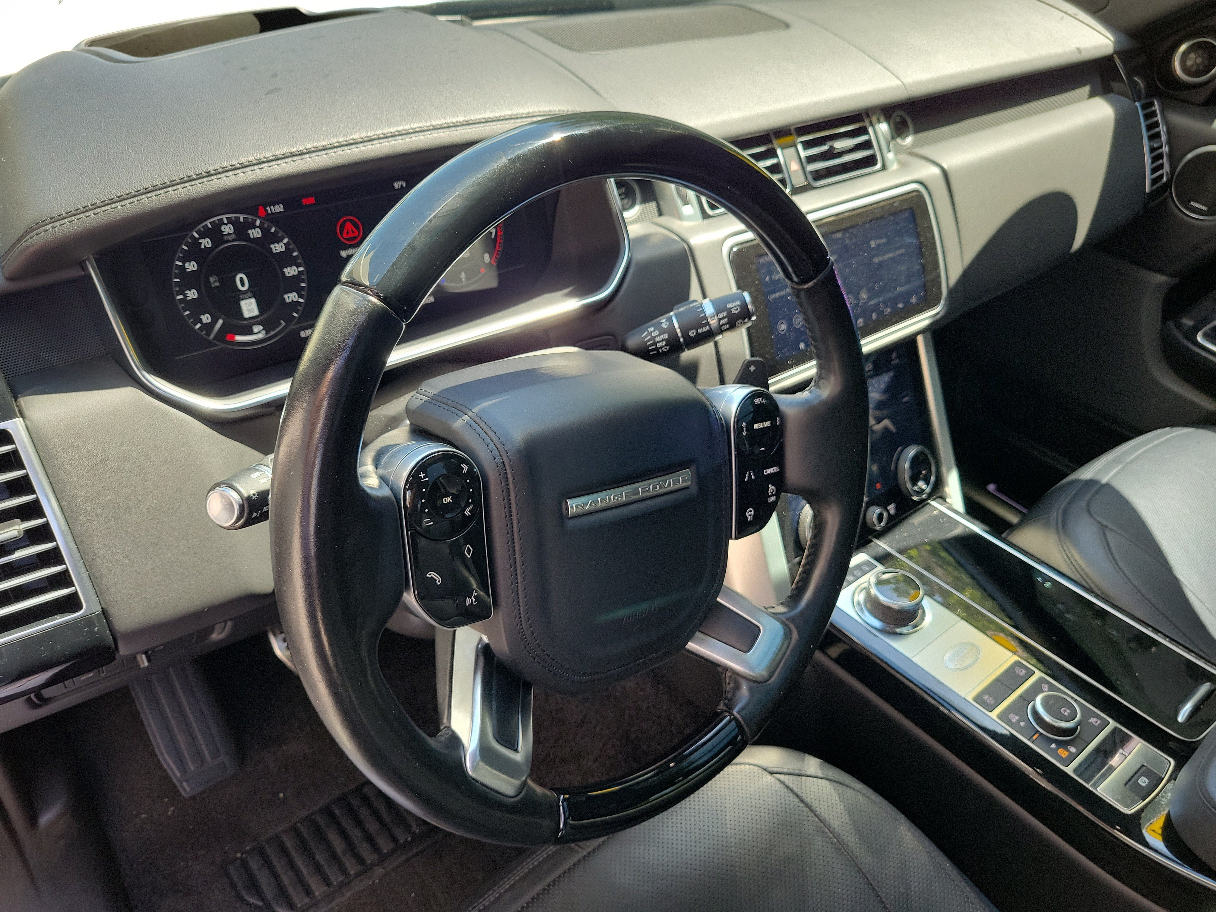 Used 2021 Land Rover Range Rover P525 Westminster Edition LWB AWD/4WD image 31