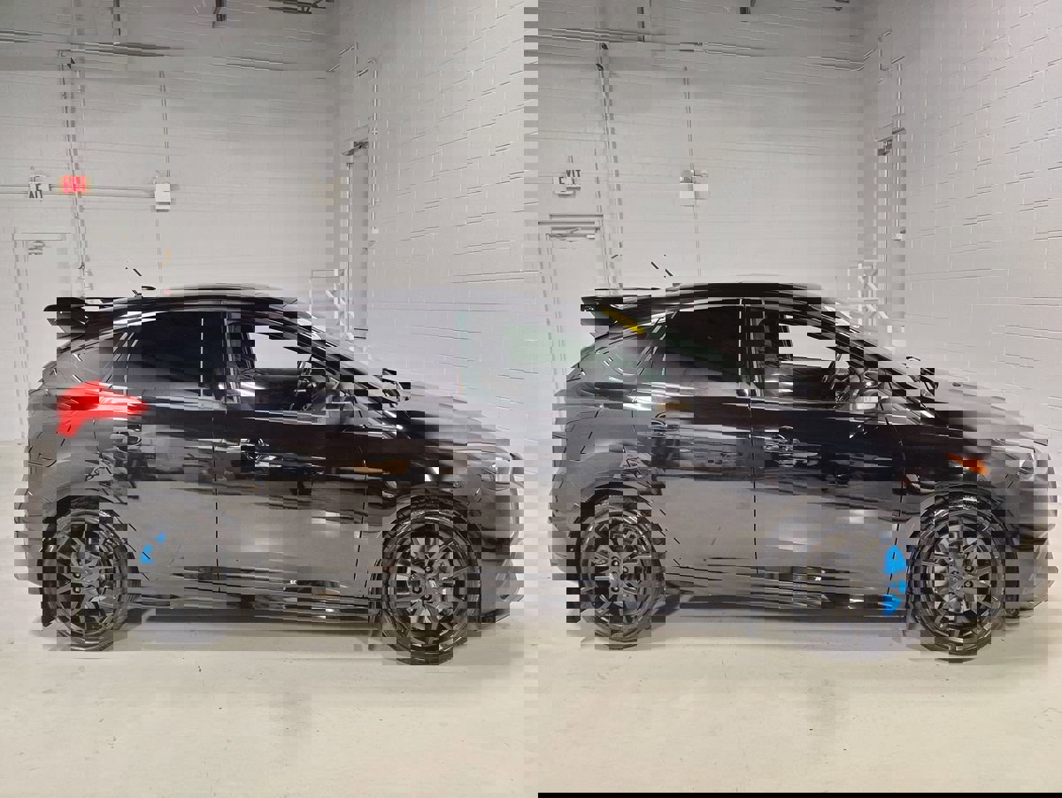 Used 2017 Ford Focus RS image 5