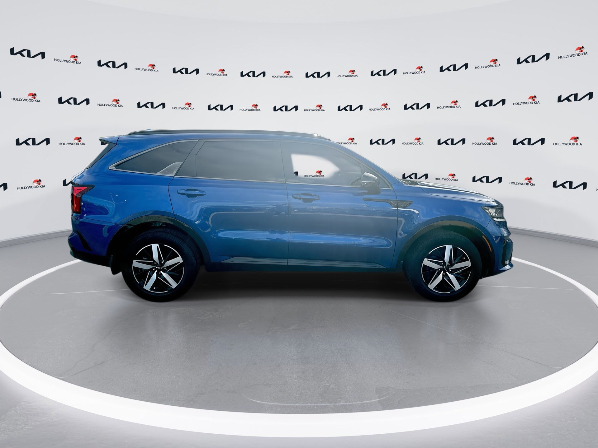 Certified 2022 Kia Sorento EX FWD image 9