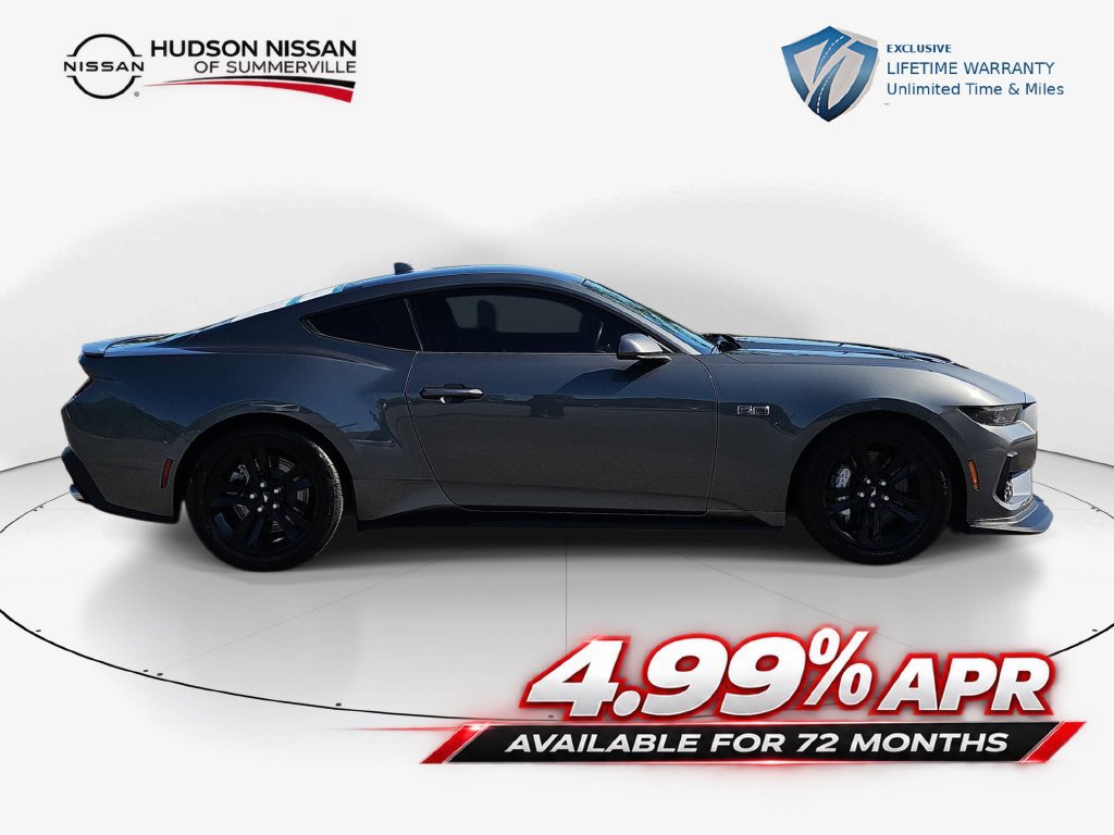 Used 2025 Ford Mustang GT RWD image 5