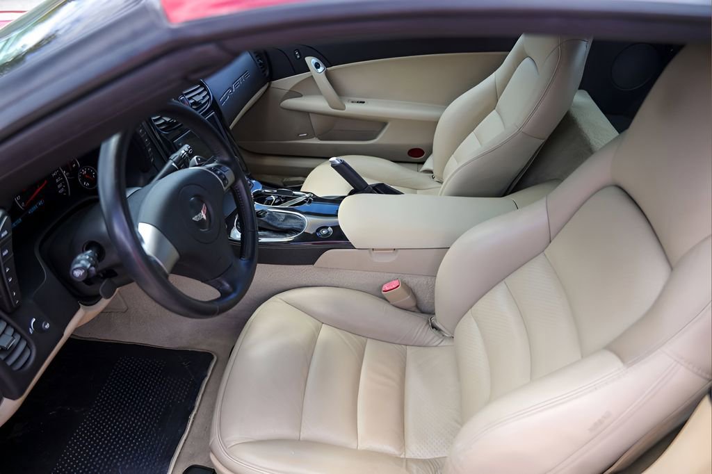 Used 2008 Chevrolet Corvette Coupe w/ Preferred Equipment Group image 9