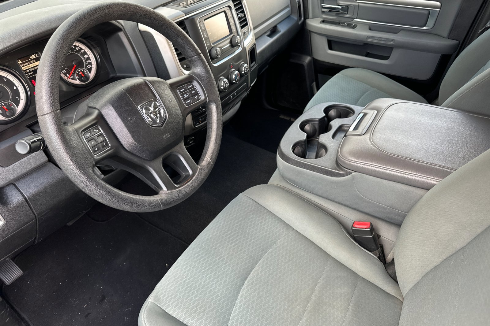 Used 2017 RAM 1500 Classic SLT image 10