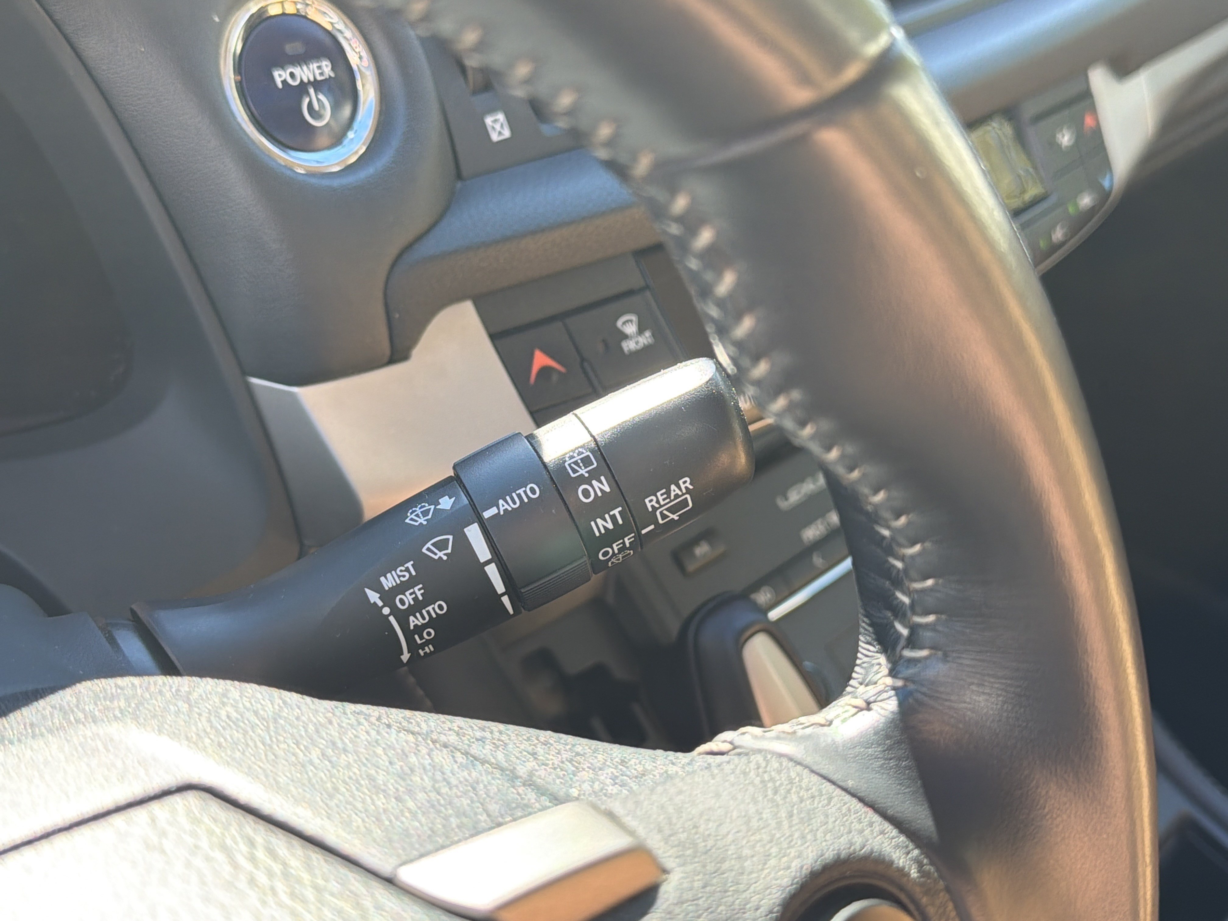 Used 2014 Lexus CT 200h FWD image 16