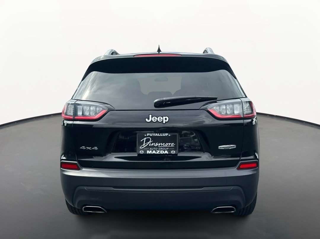 Used 2019 Jeep Cherokee Latitude w/ Cold Weather Group AWD/4WD image 4