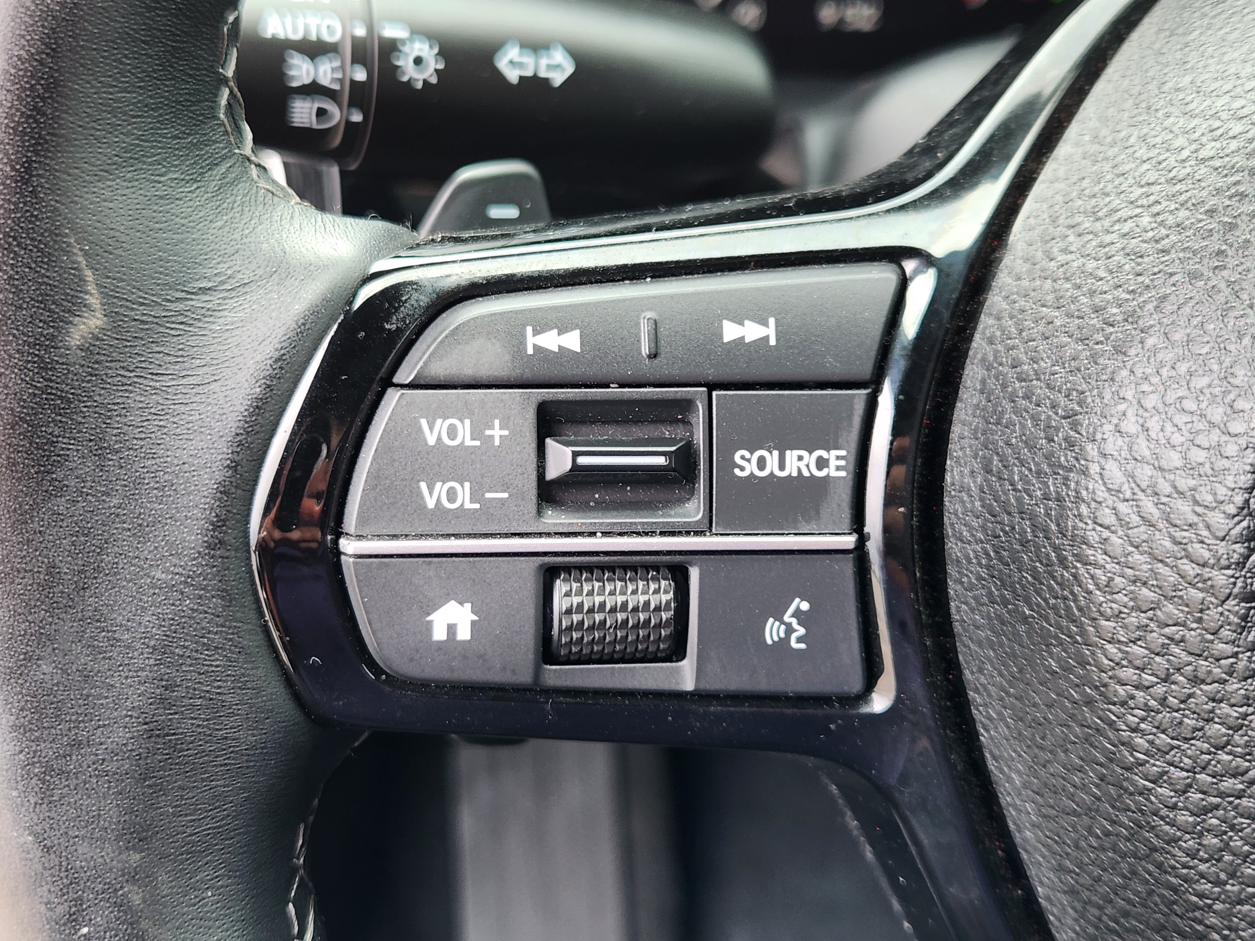 Certified 2024 Honda Civic Sport image 22