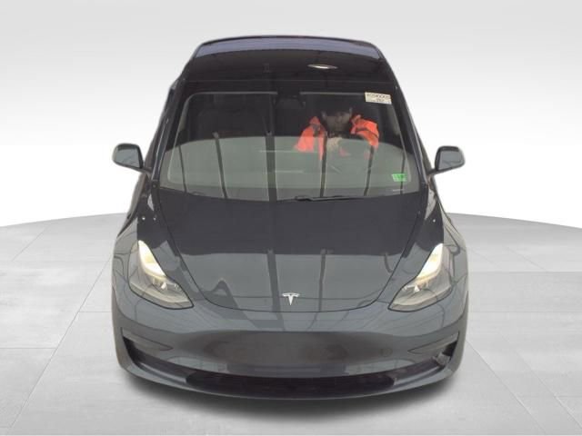 Used 2021 Tesla Model 3 Standard Range Plus image 5