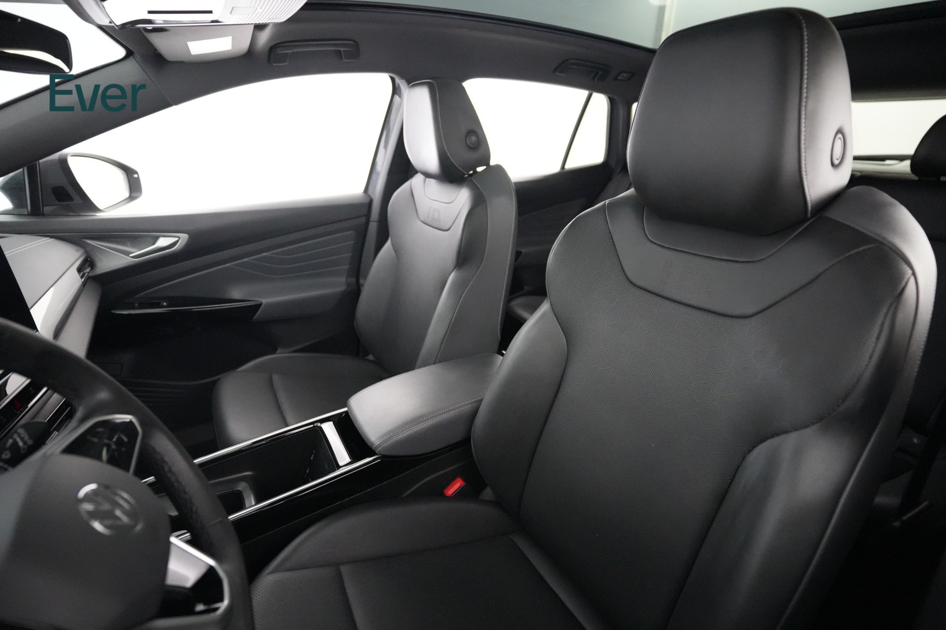 Used 2023 Volkswagen ID.4 S RWD image 4