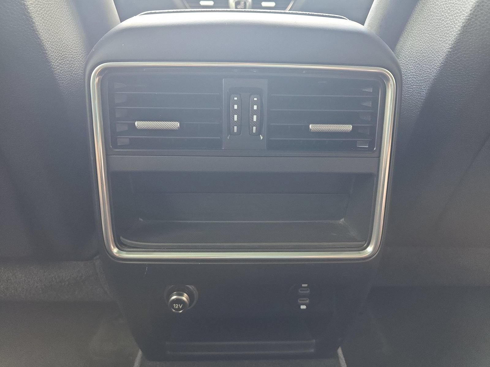 Certified 2023 Porsche Cayenne w/ Premium Package AWD/4WD image 23