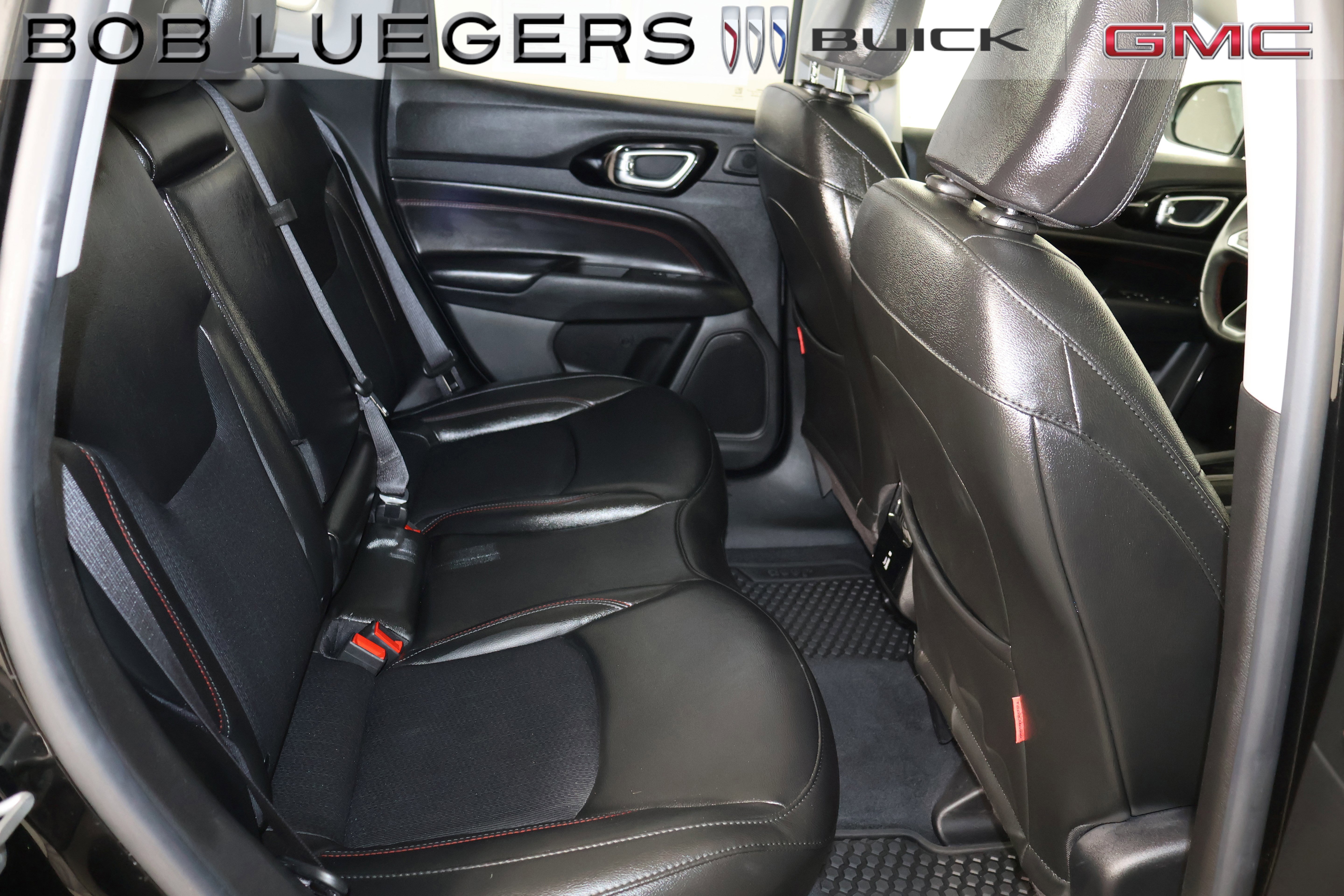 Used 2022 Jeep Compass Trailhawk w/ Sun and Sound Group AWD/4WD image 19