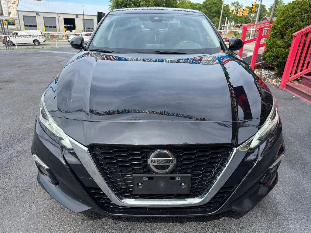 Used 2019 Nissan Altima 2.5 SV FWD image 2