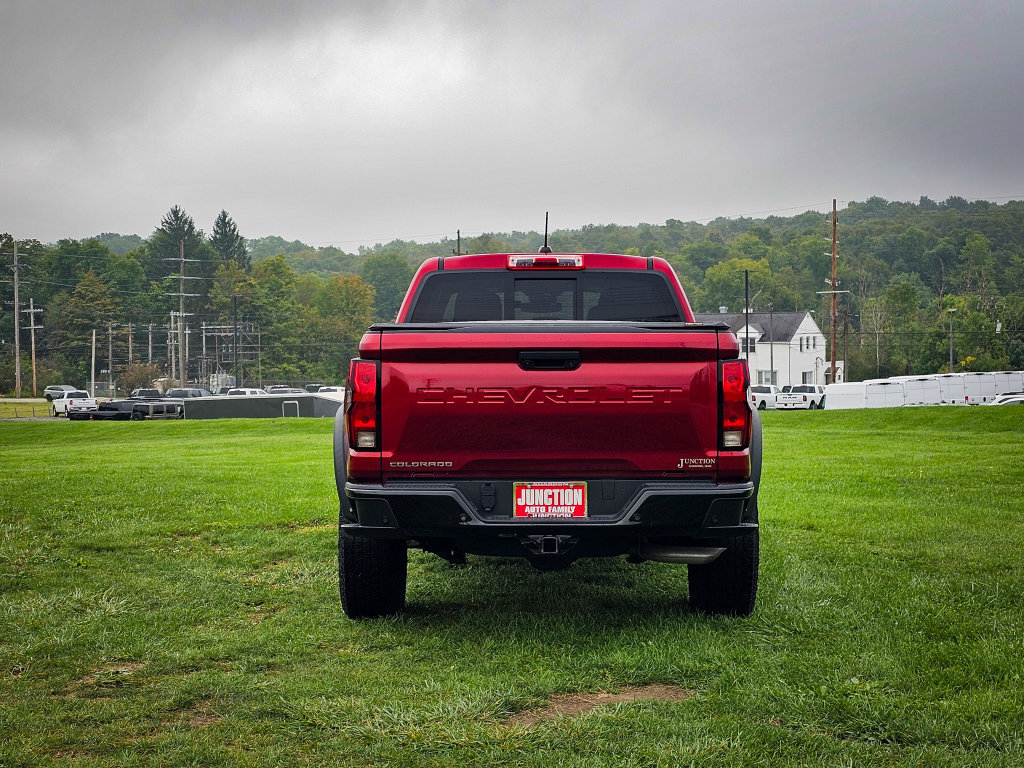 Used 2023 Chevrolet Colorado Trail Boss AWD/4WD image 5