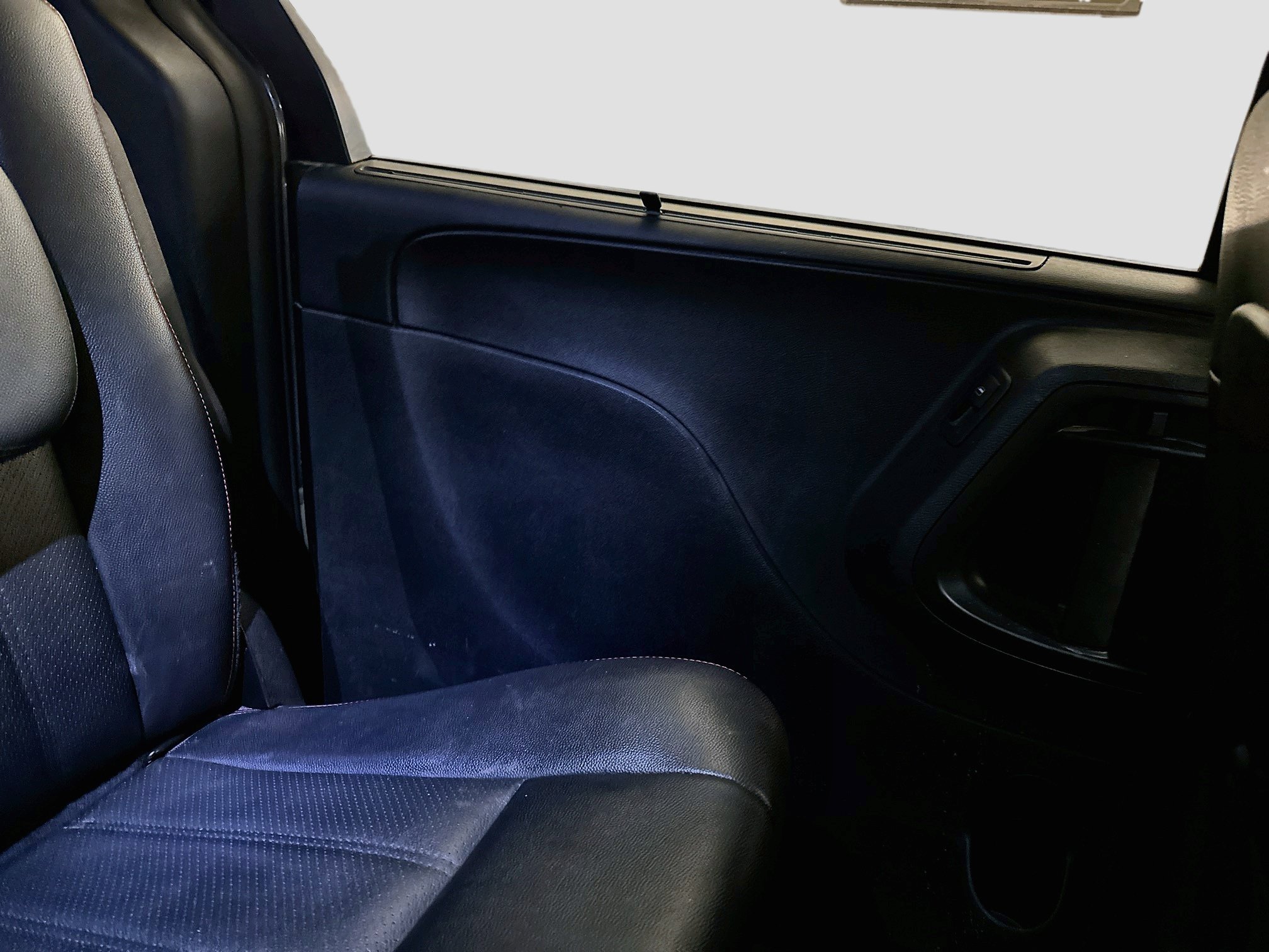 Used 2018 Dodge Grand Caravan GT FWD image 26