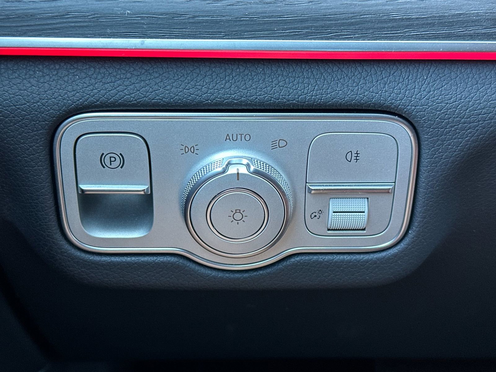 Certified 2026 Mercedes-Benz GLE 350 4MATIC image 31
