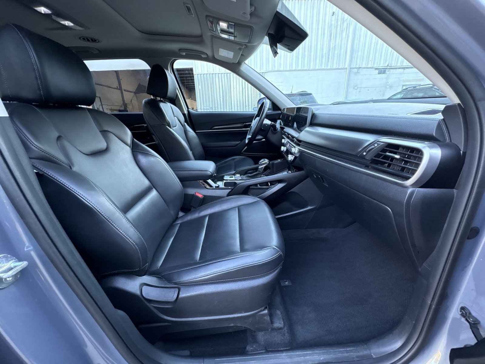 Used 2024 Kia Telluride S w/ S Sunroof Package AWD/4WD image 37