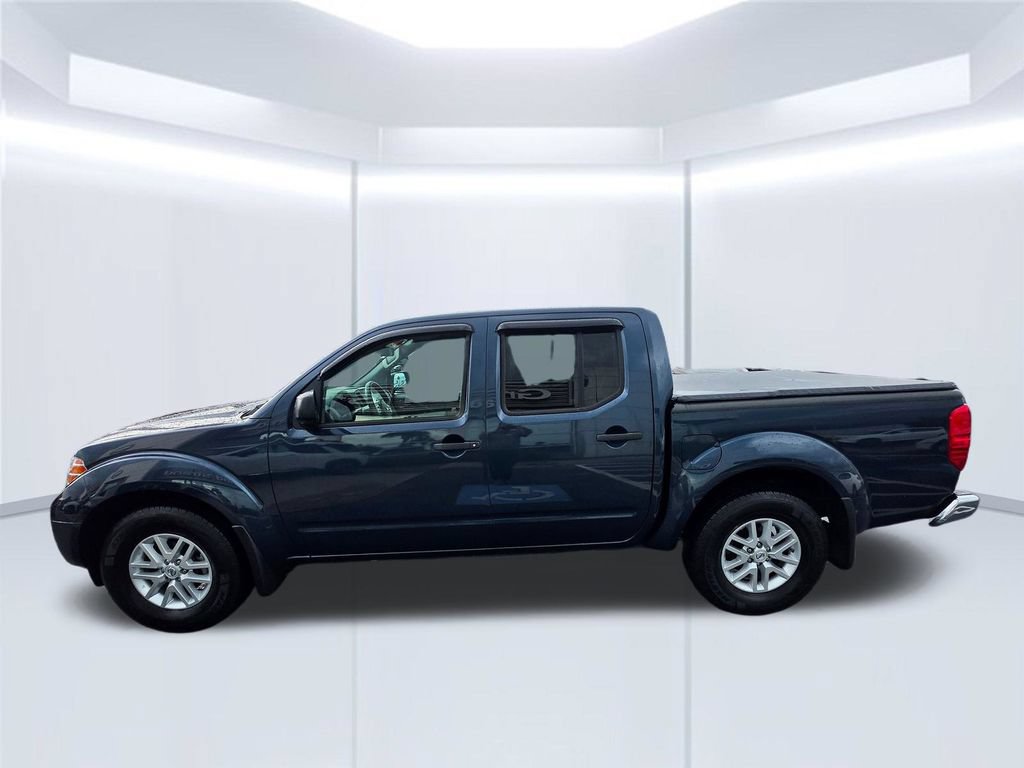 Used 2018 Nissan Frontier SV RWD image 2