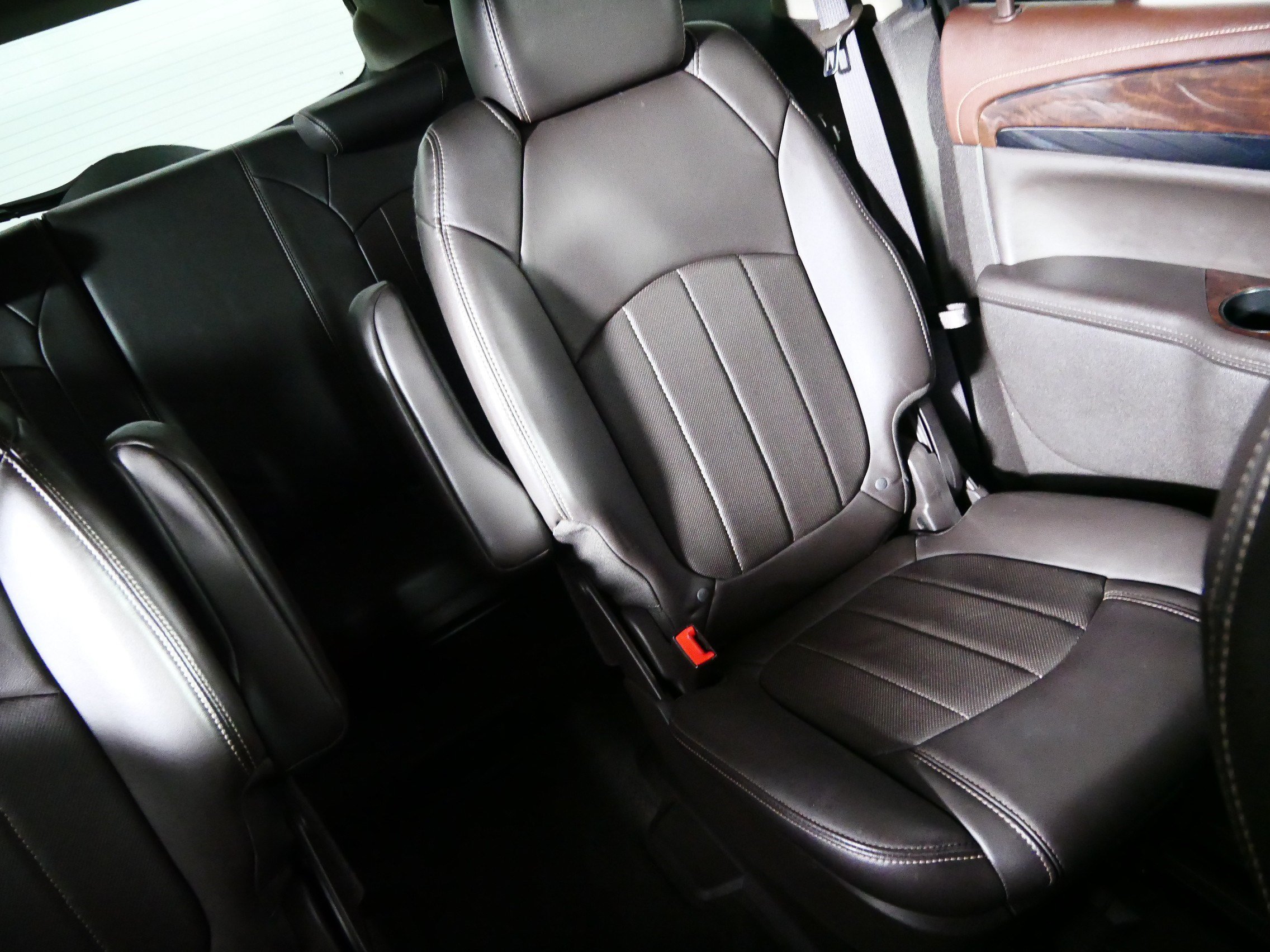 Used 2013 Buick Enclave Leather w/ Trailering Provision Package AWD/4WD image 14
