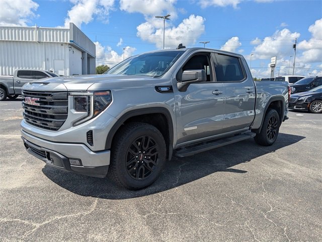 Used 2025 GMC Sierra 1500 Elevation w/ Preferred Package image 8