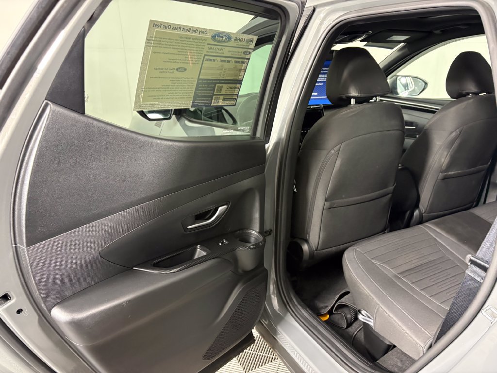 Used 2023 Hyundai Santa Cruz SEL Premium AWD/4WD image 29