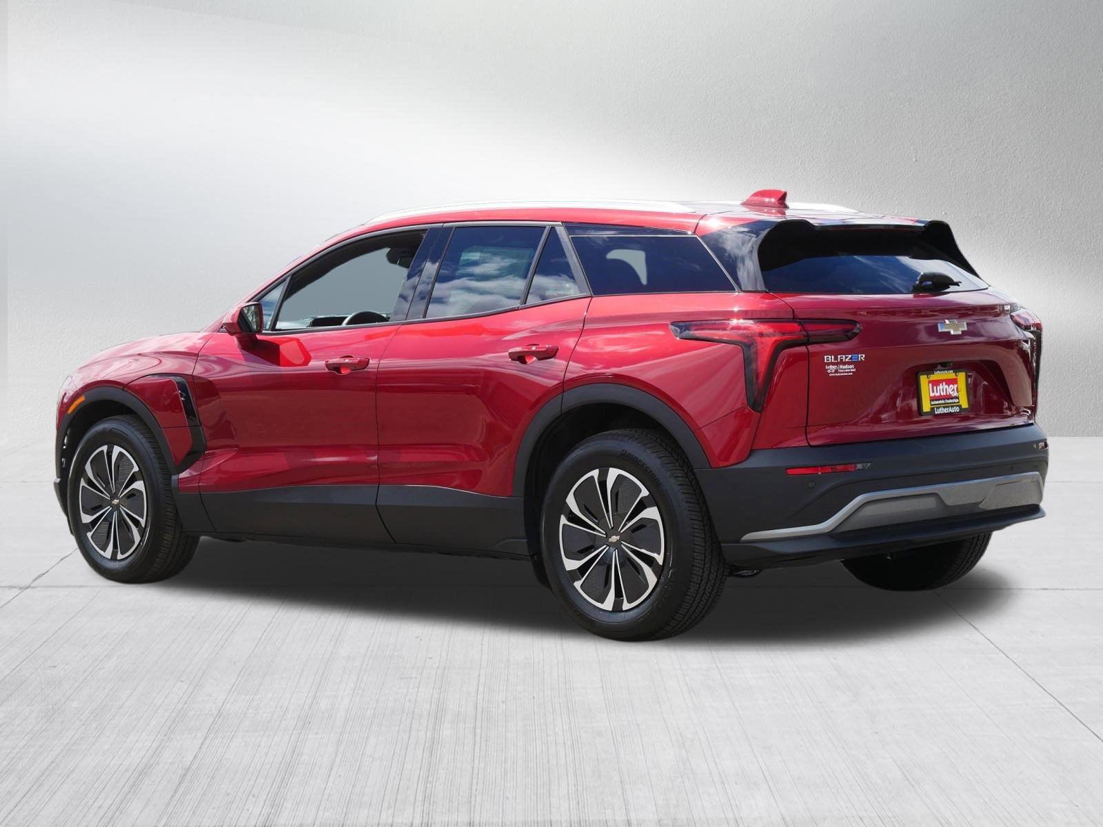 Used 2024 Chevrolet Blazer EV LT AWD/4WD image 5