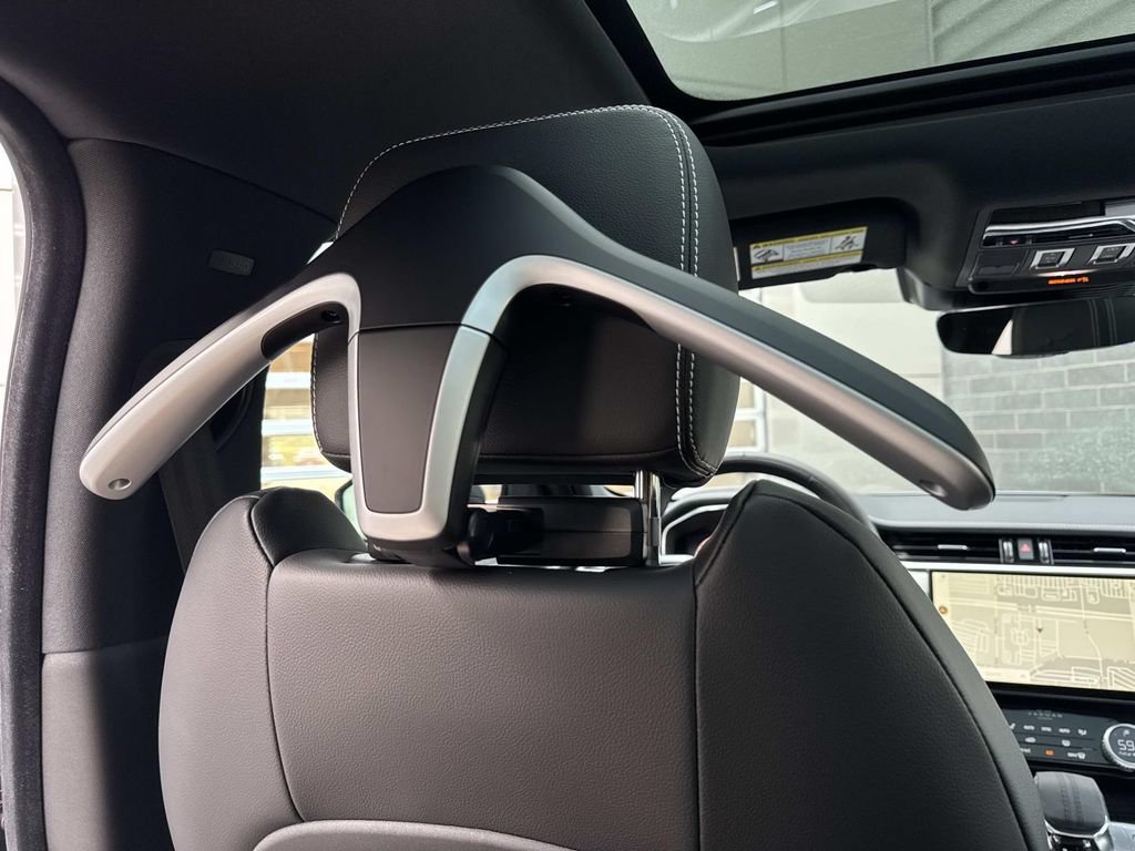 Certified 2024 Jaguar F-PACE R-Dynamic S AWD/4WD image 17