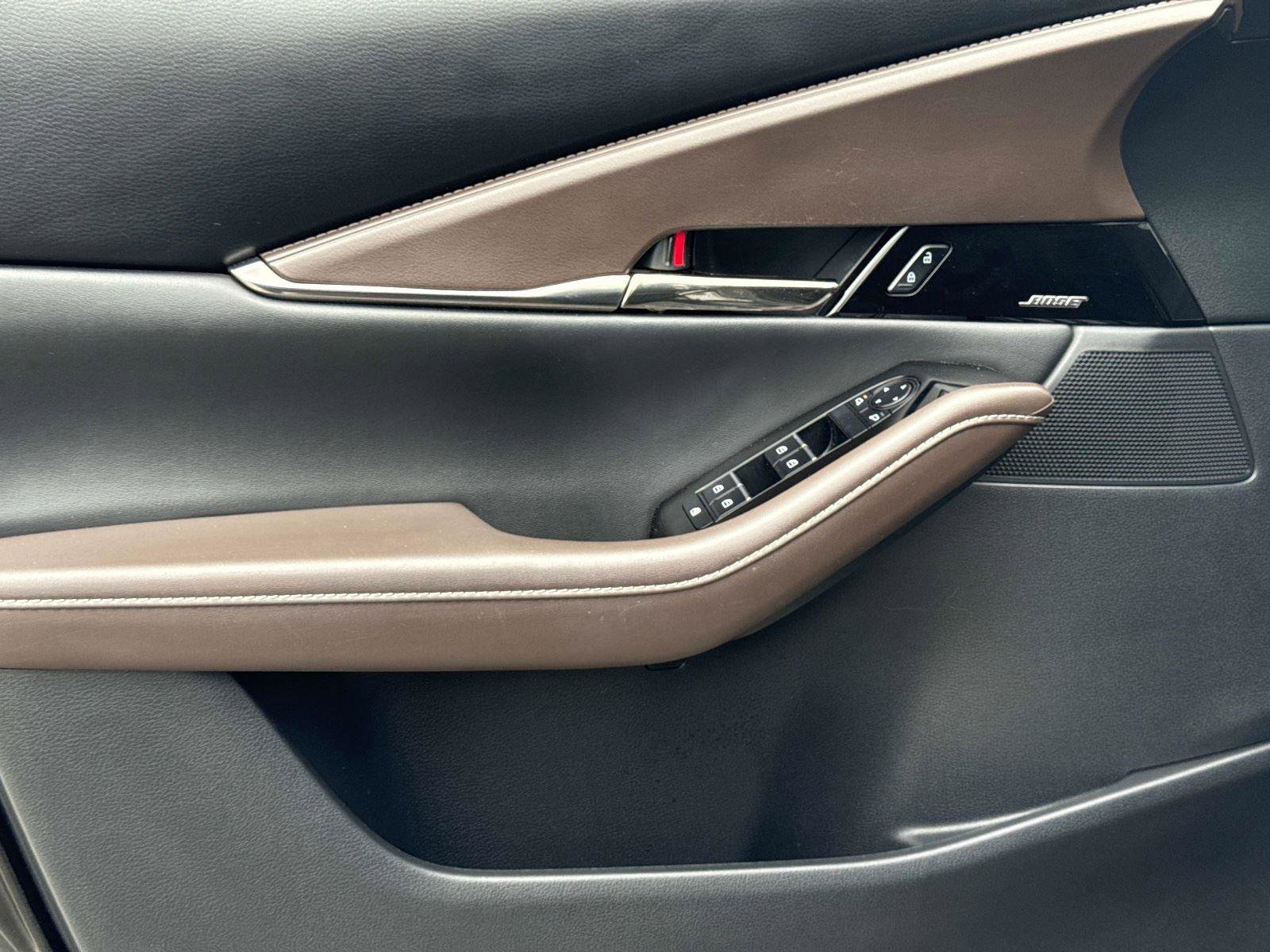 Certified 2023 MAZDA CX-30 AWD 2.5 S w/ Premium Package image 18