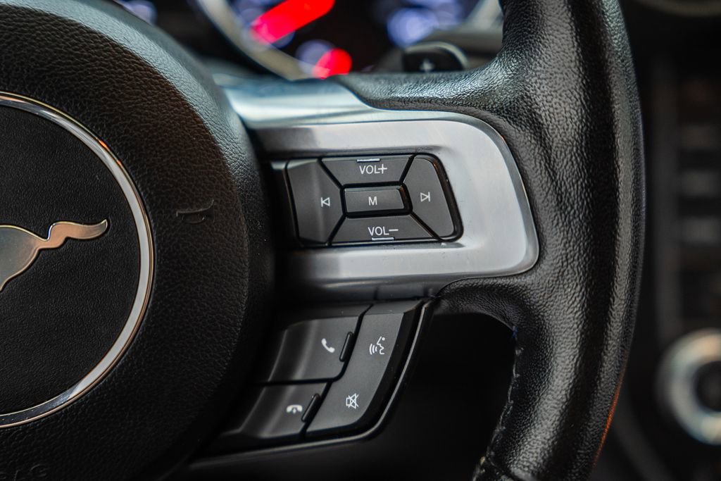 Used 2016 Ford Mustang Convertible image 29