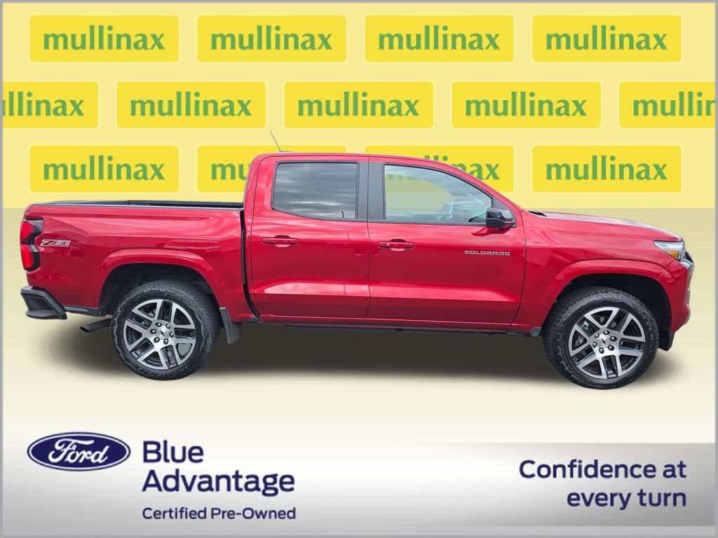 Used 2024 Chevrolet Colorado Z71 w/ Z71 Convenience Package 2 AWD/4WD image 2