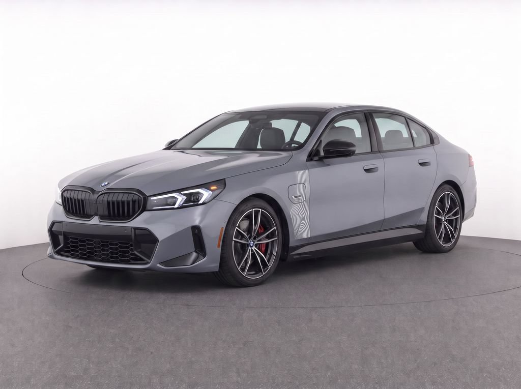 Certified 2023 BMW 330e xDrive w/ M Sport Package AWD/4WD image 7