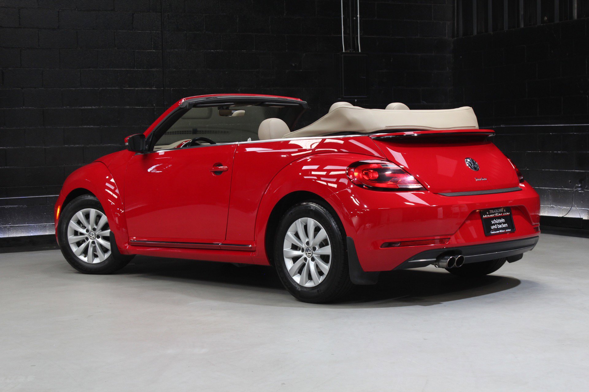 Used 2017 Volkswagen Beetle 1.8T SE FWD image 16