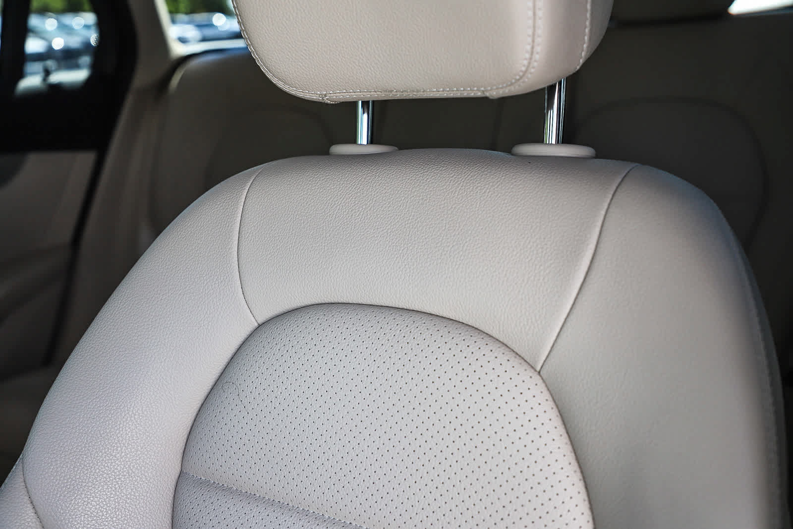 Used 2021 Mercedes-Benz GLC 300 image 28