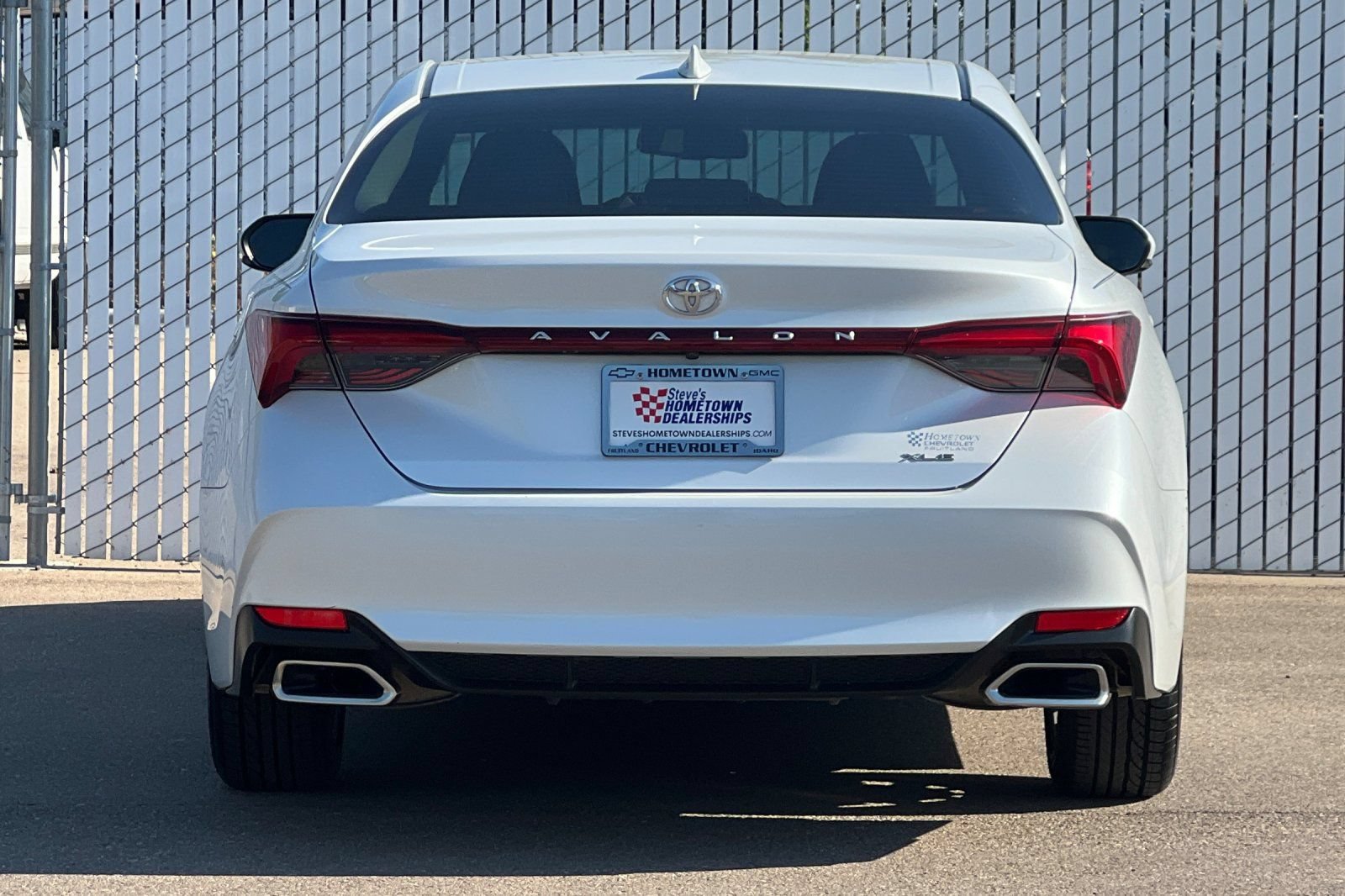 Used 2019 Toyota Avalon XLE w/ Moonroof Package FWD image 5