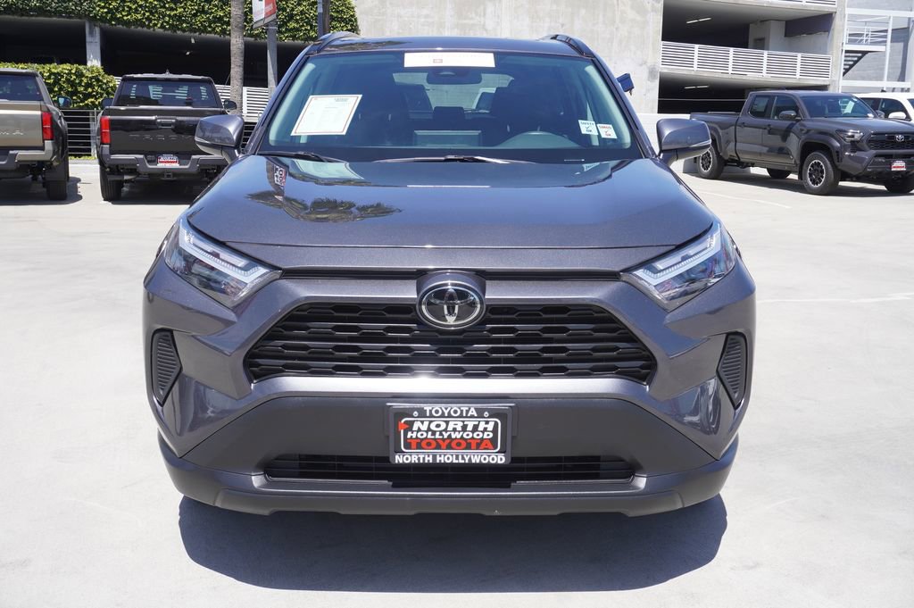 Certified 2025 Toyota RAV4 XLE w/ Convenience Package AWD/4WD image 3