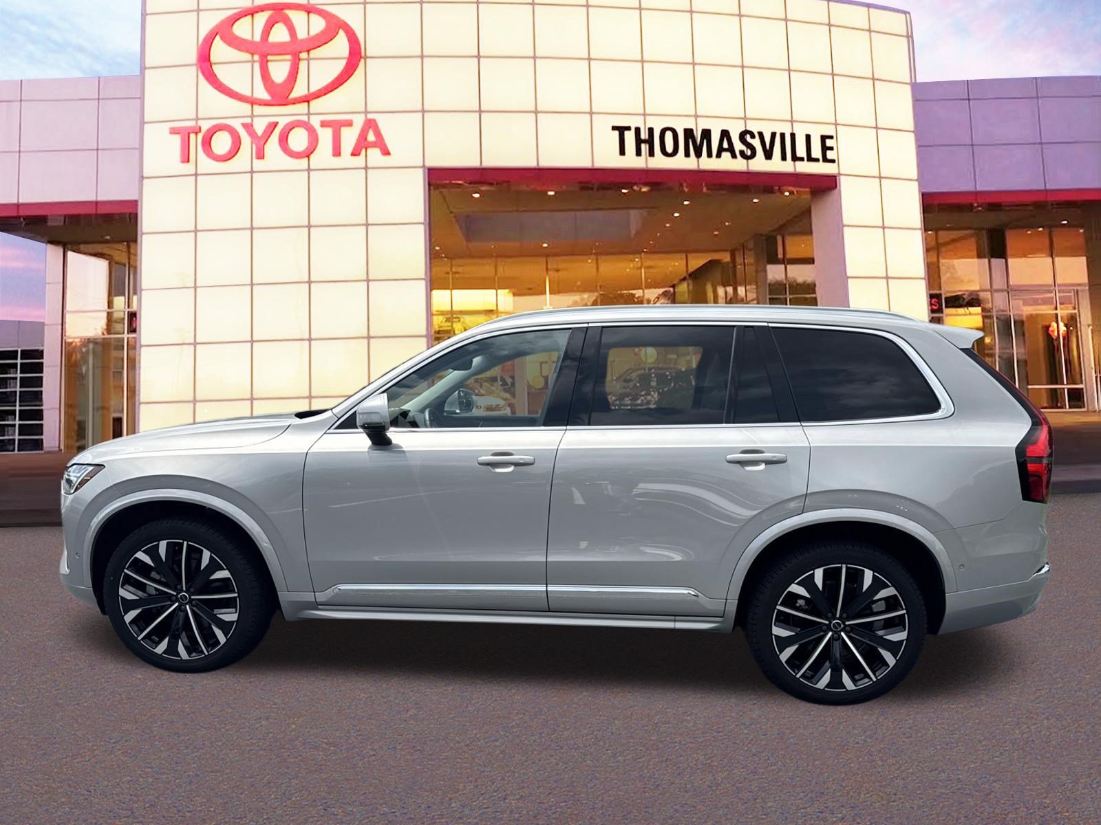 Used 2025 Volvo XC90 B6 Plus AWD/4WD image 8