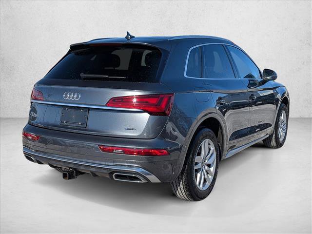 Used 2023 Audi Q5 2.0T Premium w/ Convenience Package image 5