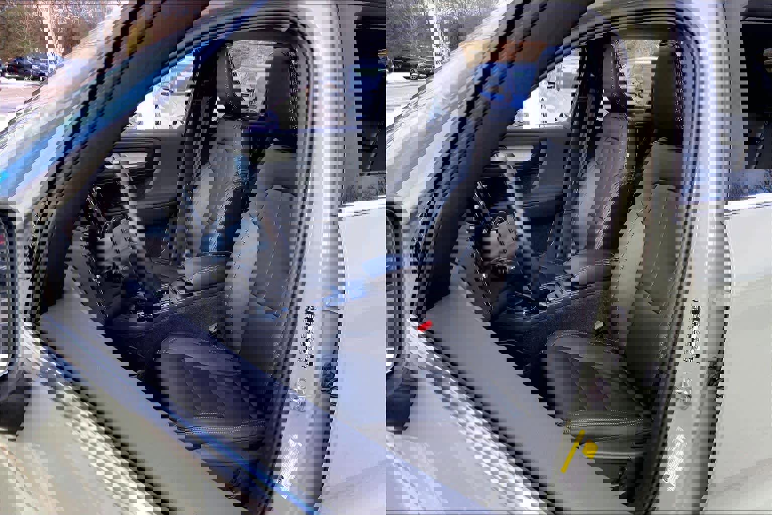 Used 2025 Volvo XC40 B5 Core w/ Protection Package Premier image 8