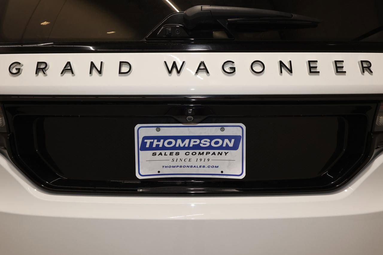 Used 2023 Jeep Grand Wagoneer Series II image 38