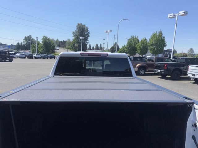Used 2022 GMC Sierra 1500 SLT w/ SLT Convenience Package AWD/4WD image 13