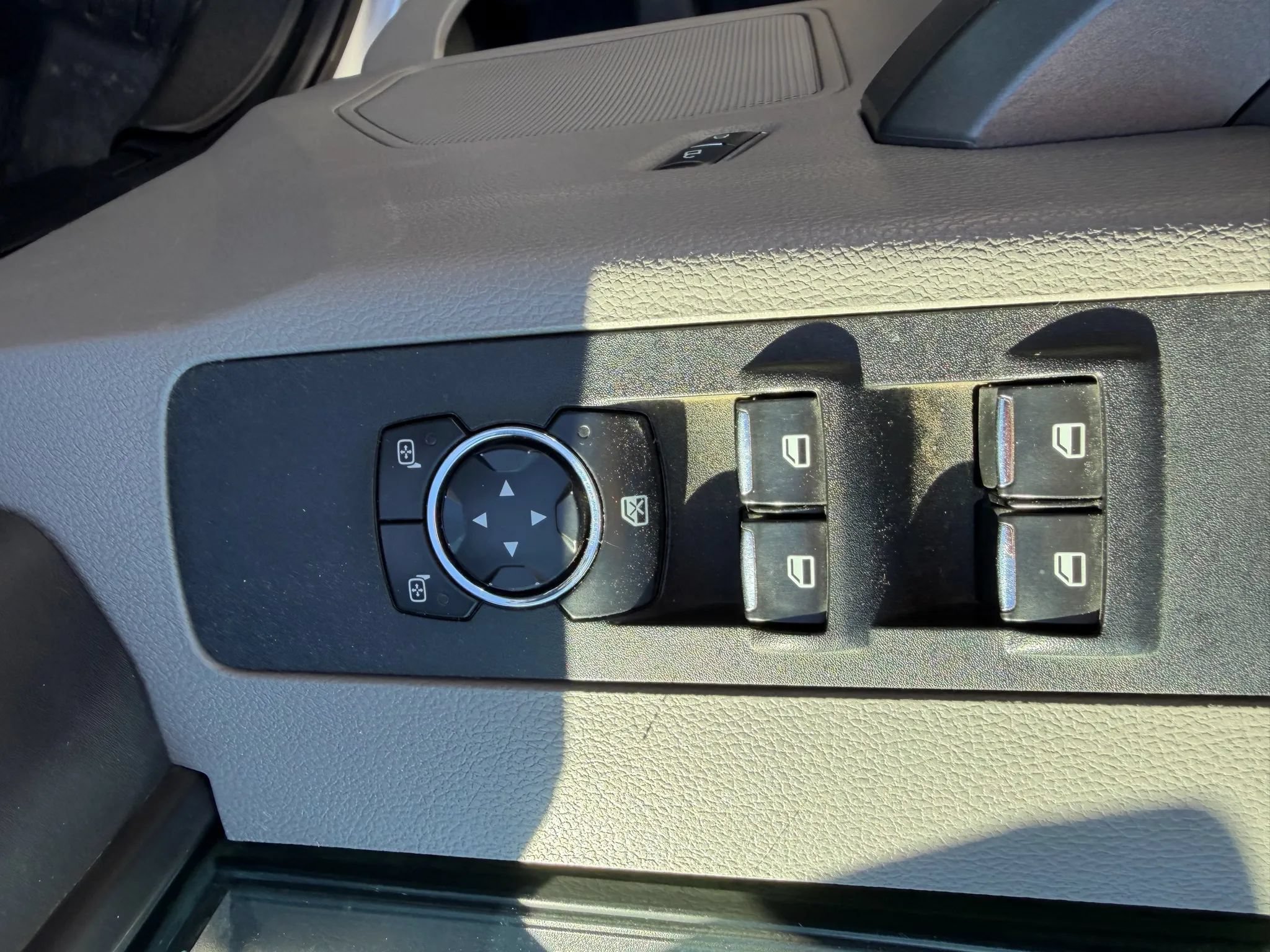 Used 2017 Ford F250 XLT w/ FX4 Off-Road Package AWD/4WD image 22