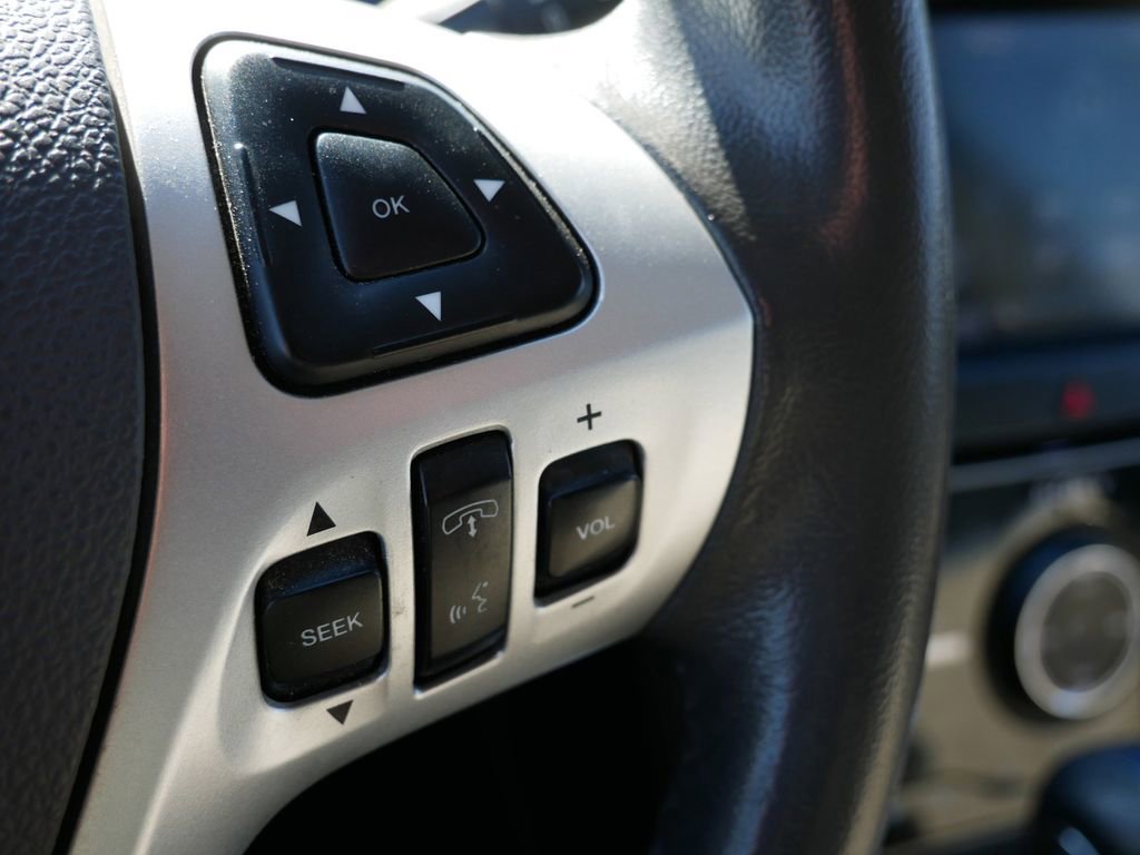 Used 2013 Ford Edge Limited image 23