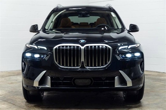 Certified 2025 BMW X7 xDrive40i image 6
