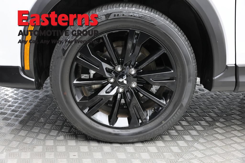 Used 2024 Mitsubishi Eclipse Cross LE AWD/4WD image 34