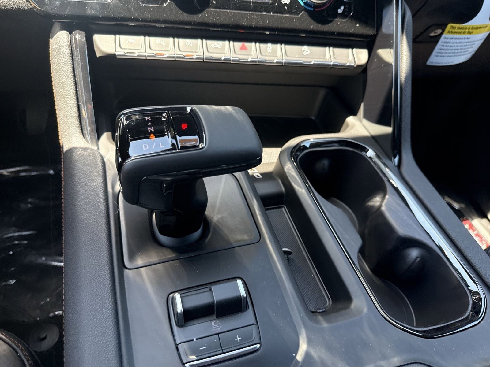 New 2026 GMC Sierra 1500 AT4 w/ AT4 Premium Package AWD/4WD image 16