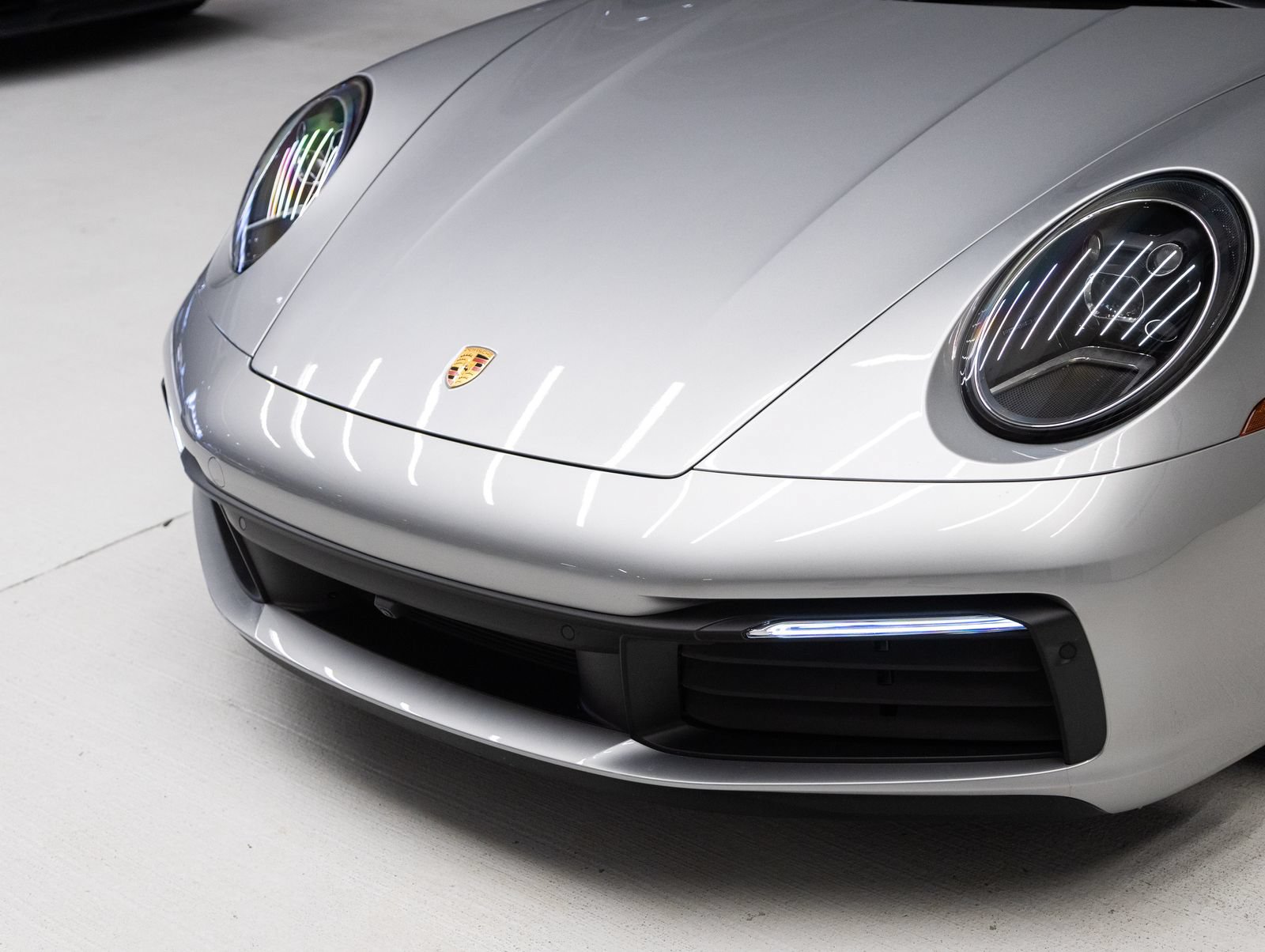 Certified 2024 Porsche 911 Carrera S RWD image 33