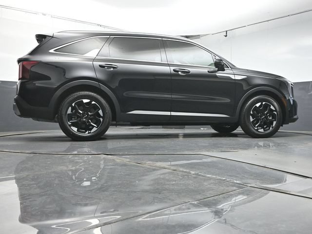 Used 2025 Kia Sorento S w/ Panoramic Sunroof Package FWD image 41