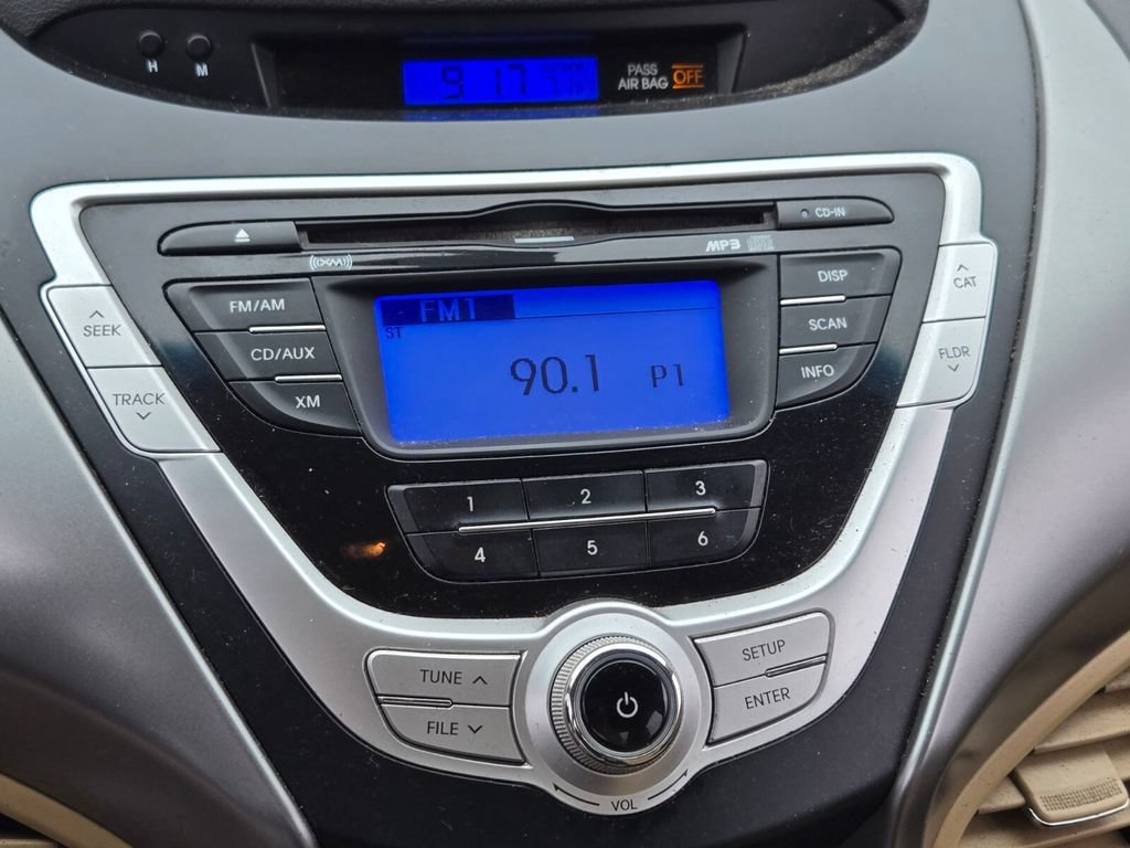 Used 2012 Hyundai Elantra GLS FWD image 24