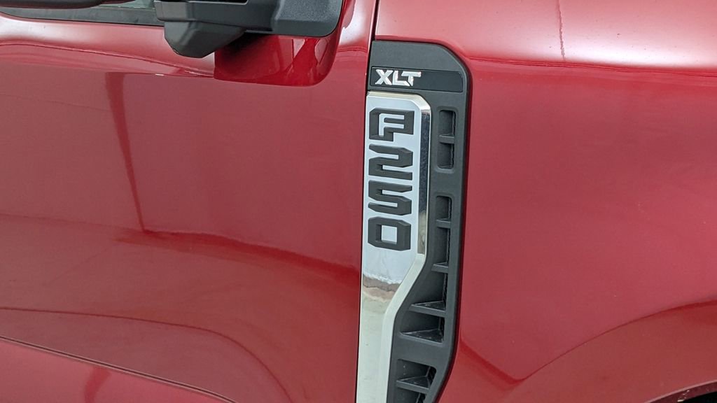 New 2026 Ford F250 XLT w/ XLT Premium Package image 40