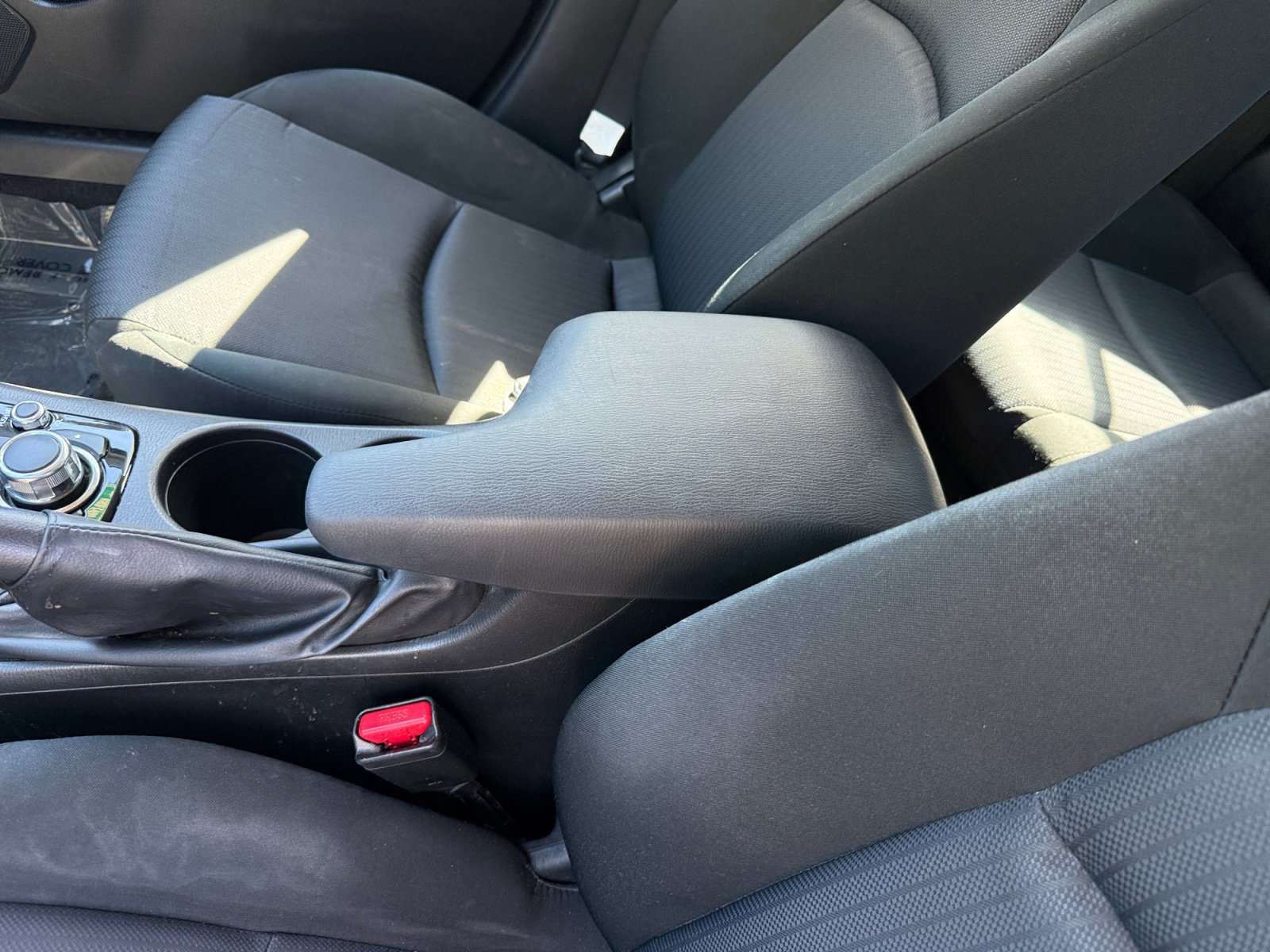 Used 2016 MAZDA MAZDA3 i Sport FWD image 14